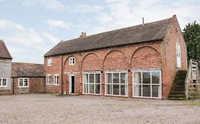 Stockbatch Granary At Pitchford Estate